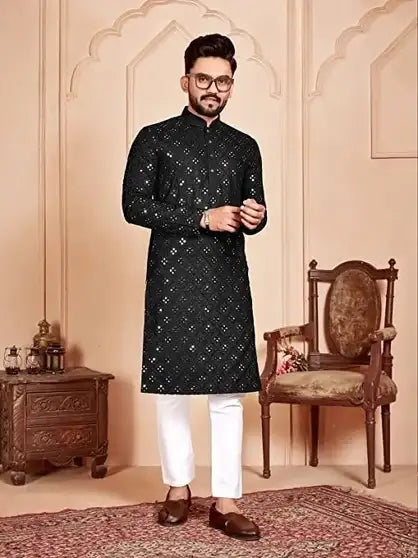 Men Embroidered Kurta (Black)